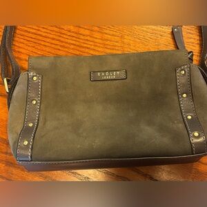 Radley London Long Crossbody Purse Black Gray Suede Leather Zip Closure